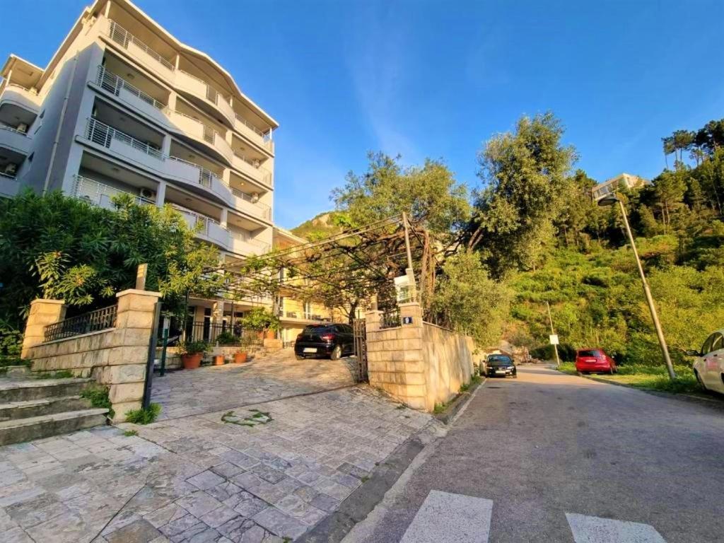 Guesthouse Radjen Sveti Stefan Exterior photo